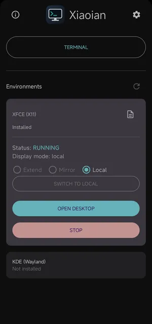 Futó XFCE-munkamenet local módban, Open Desktop és Stop gombbal